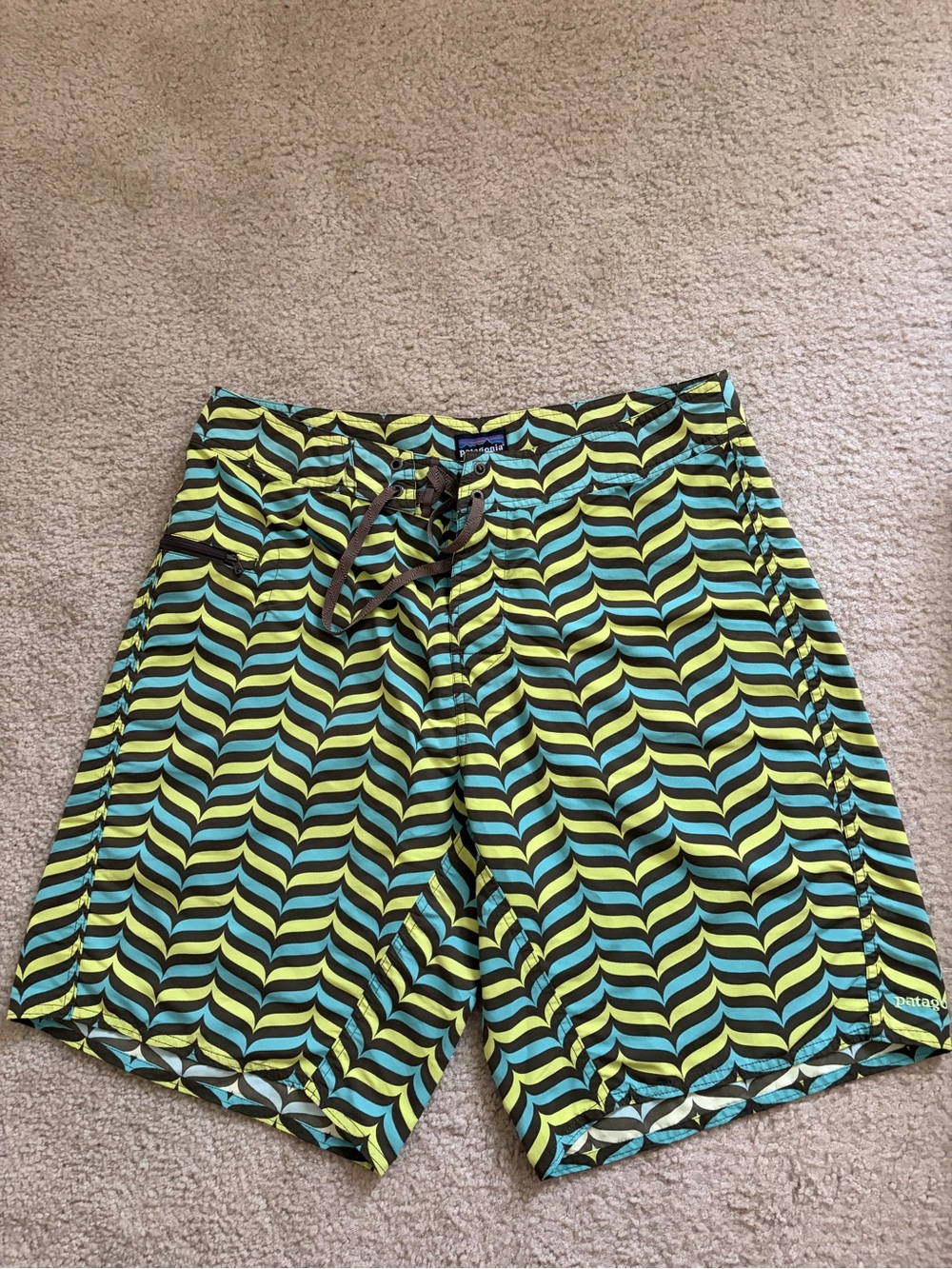 Patagonia Men's 34 Geometric Board Shorts Drawstring